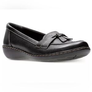 Clarks Collection Ashland Bubble Flats Black Leather Slip-On Tassel Loafers 11